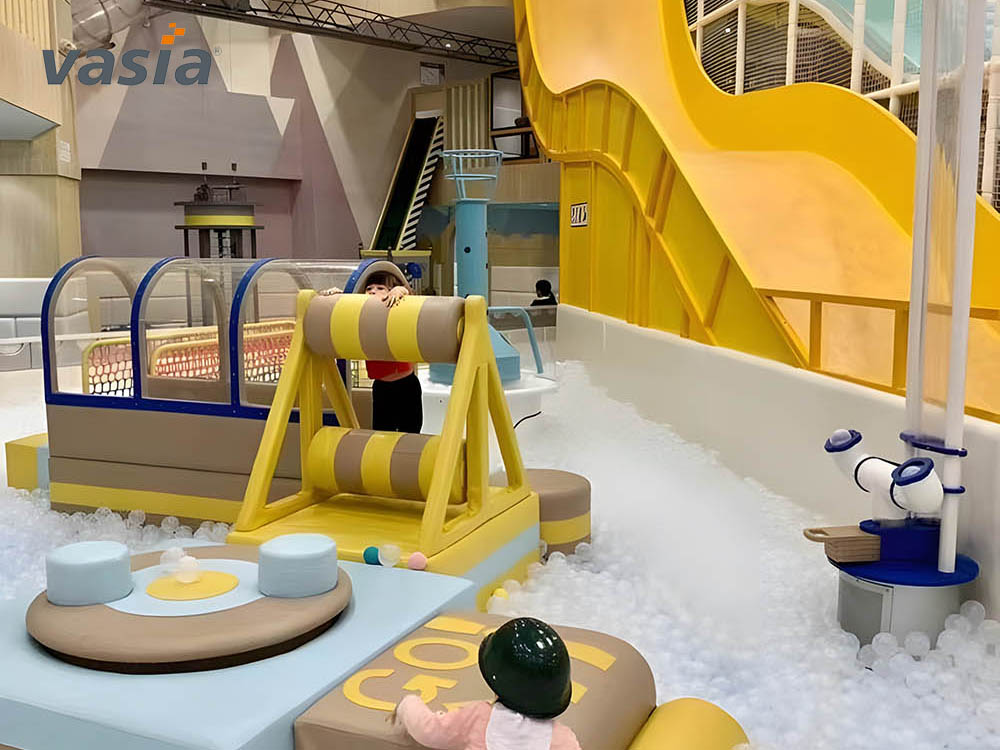 ملعب داخلي M0002