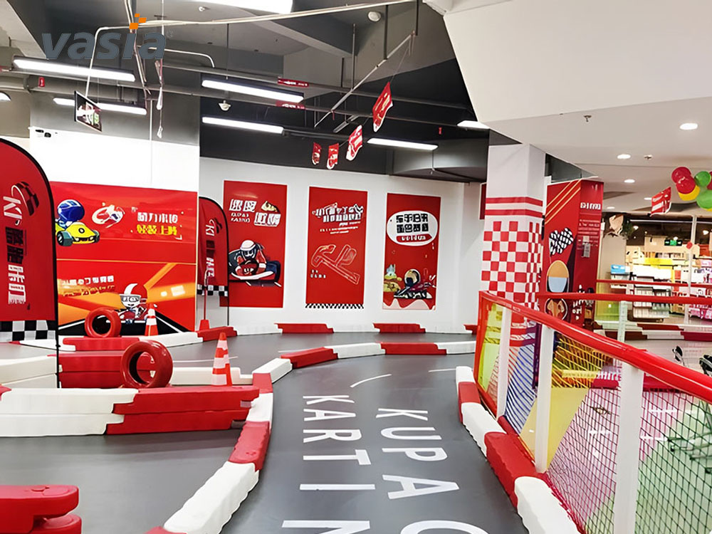 ملعب داخلي z0042