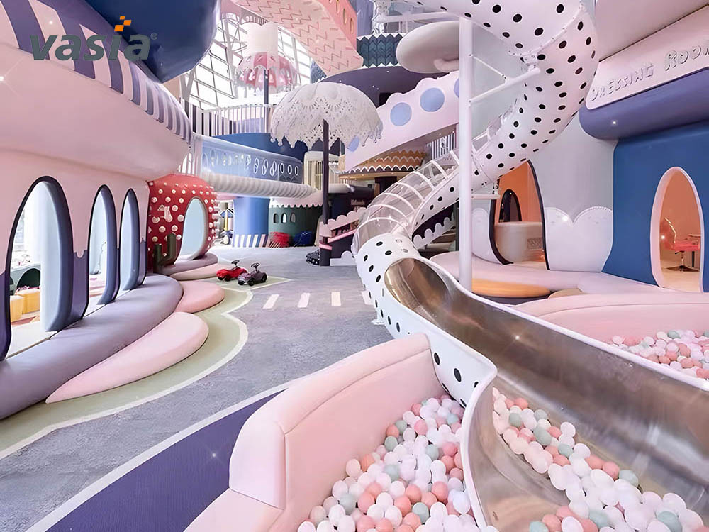 ملعب داخلي M0010