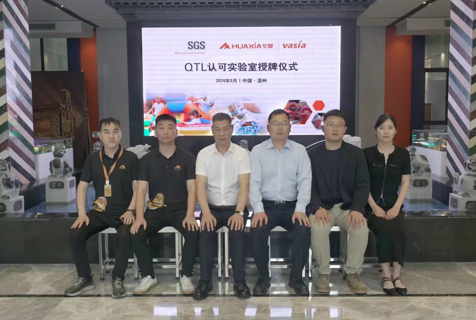 818c17ce39e0f28dfd478ec86f83011a