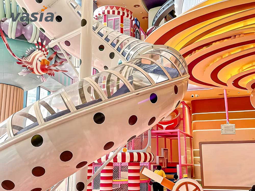 ملعب داخلي M0019